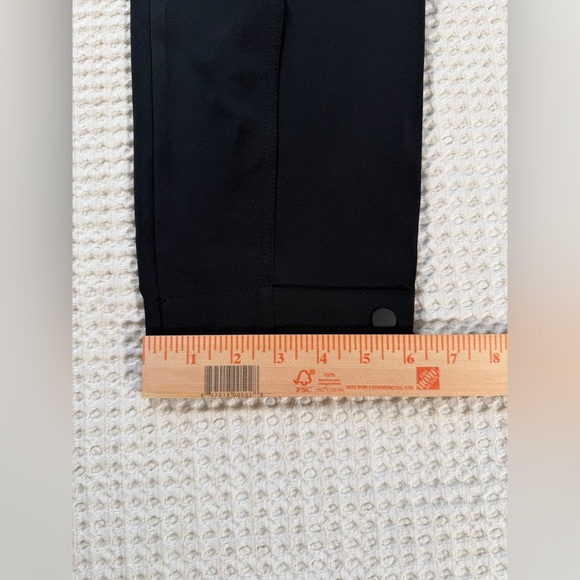 NEW Athleta Black Women’s Endless Cargo Pants Size 4 - Picture 6 of 10